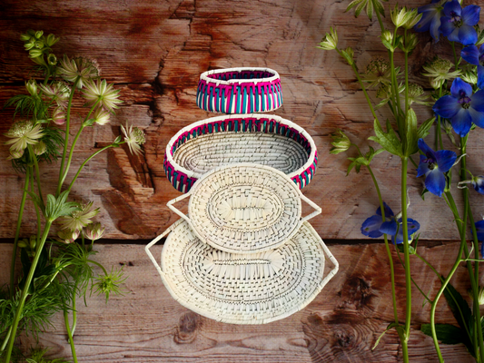 4 Pieces Bundle Offer (Set of 2 Date Palm Leaf Spoon Boxes / Fruit Baskets & Set of 2 Serving Trays) Dining Table Decor