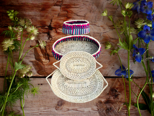 4 Pieces Bundle Offer (Set of 2 Date Palm Leaf Spoon Boxes / Fruit Baskets & Set of 2 Serving Trays) Dining Table Decor