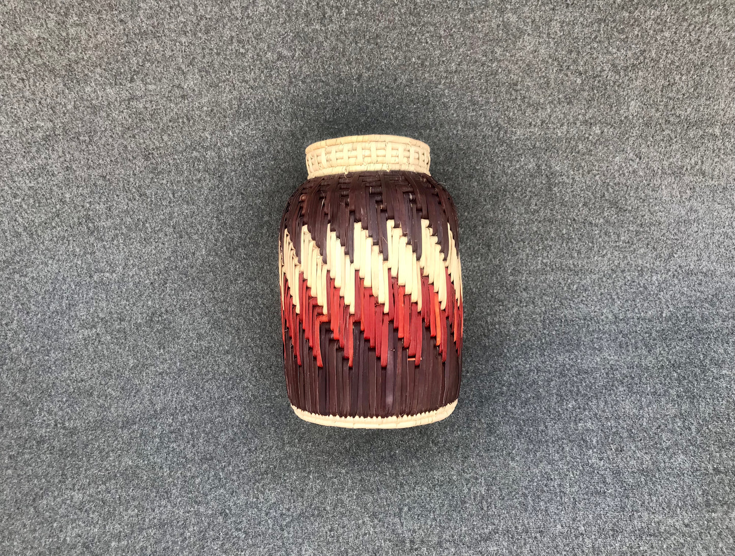 Date Palm Leaf Handmade Multicolor Floral Flower Vase | 12x8 Inch Premium Craft | Snacks & Dry Fruits Jar – Cultural Dukaan