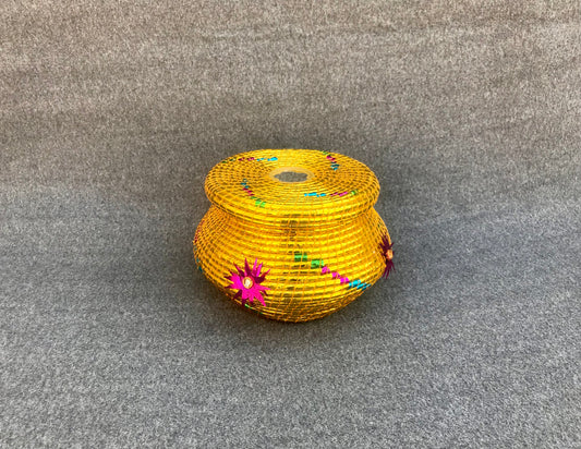 Handmade Hotpot For Roti - Made from Natural Grass & Chamkeli Patti Hand Woven Bread Box | Bread/Chapati/Naan Warmer | Traditional Hotpot | Soondhri For Kitchen - Dry Fruits Storage Basket For Home